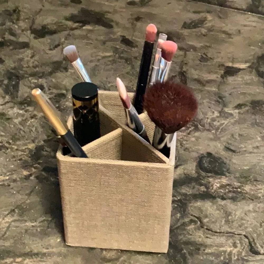 Makeup brush holder(3 items for $15)